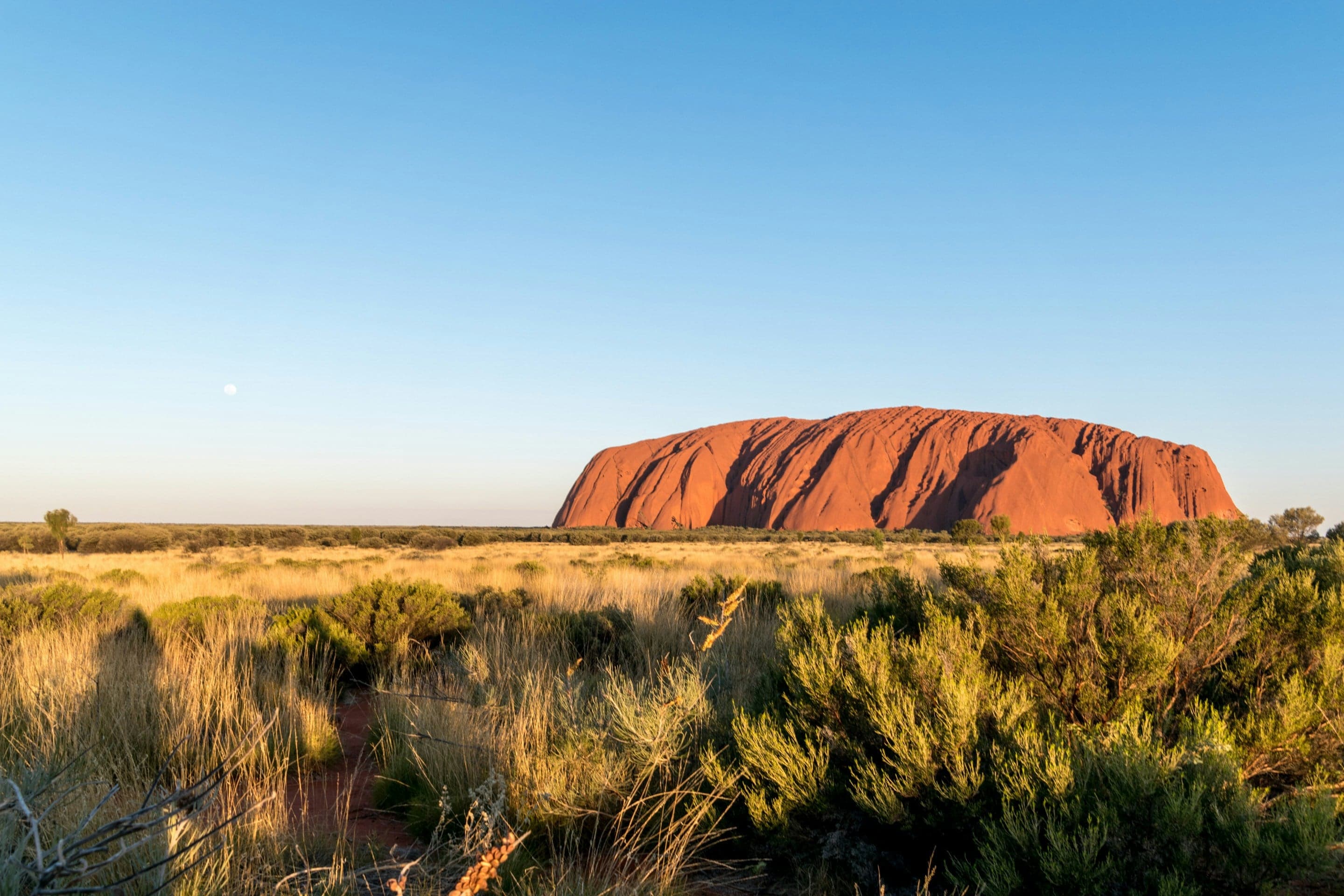 eSIM Uluru