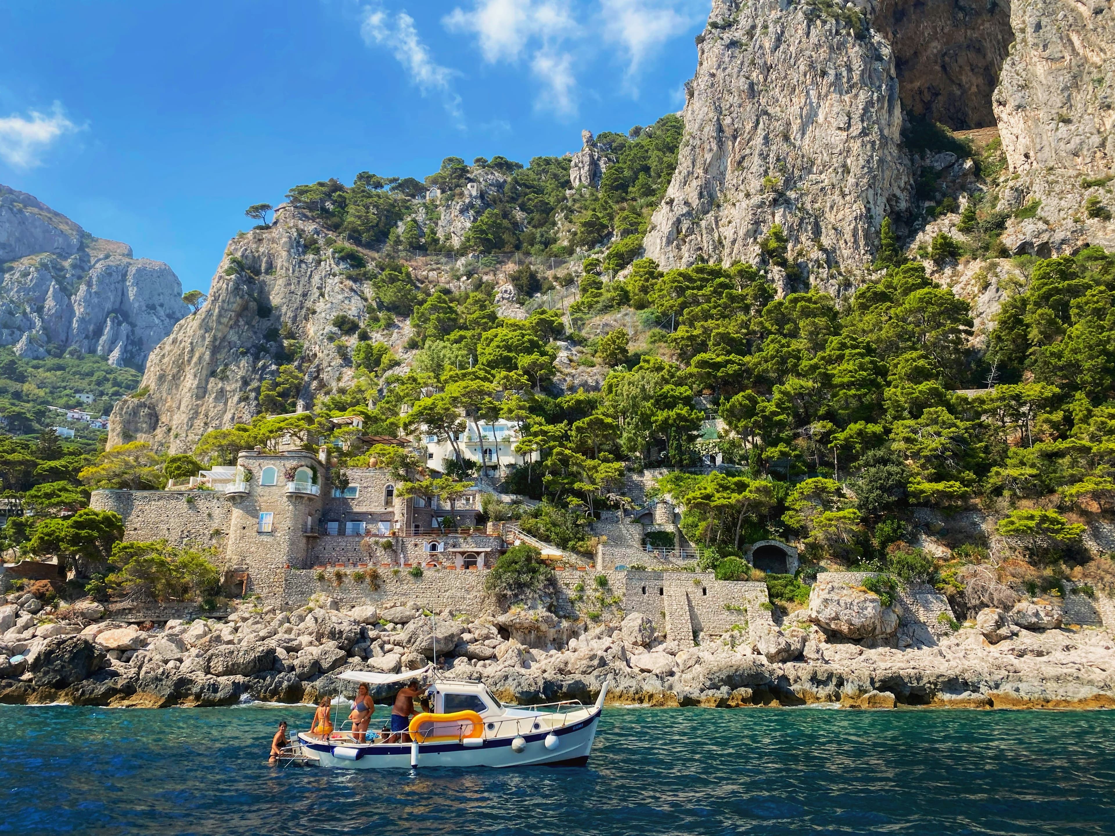 eSIM Island of Capri