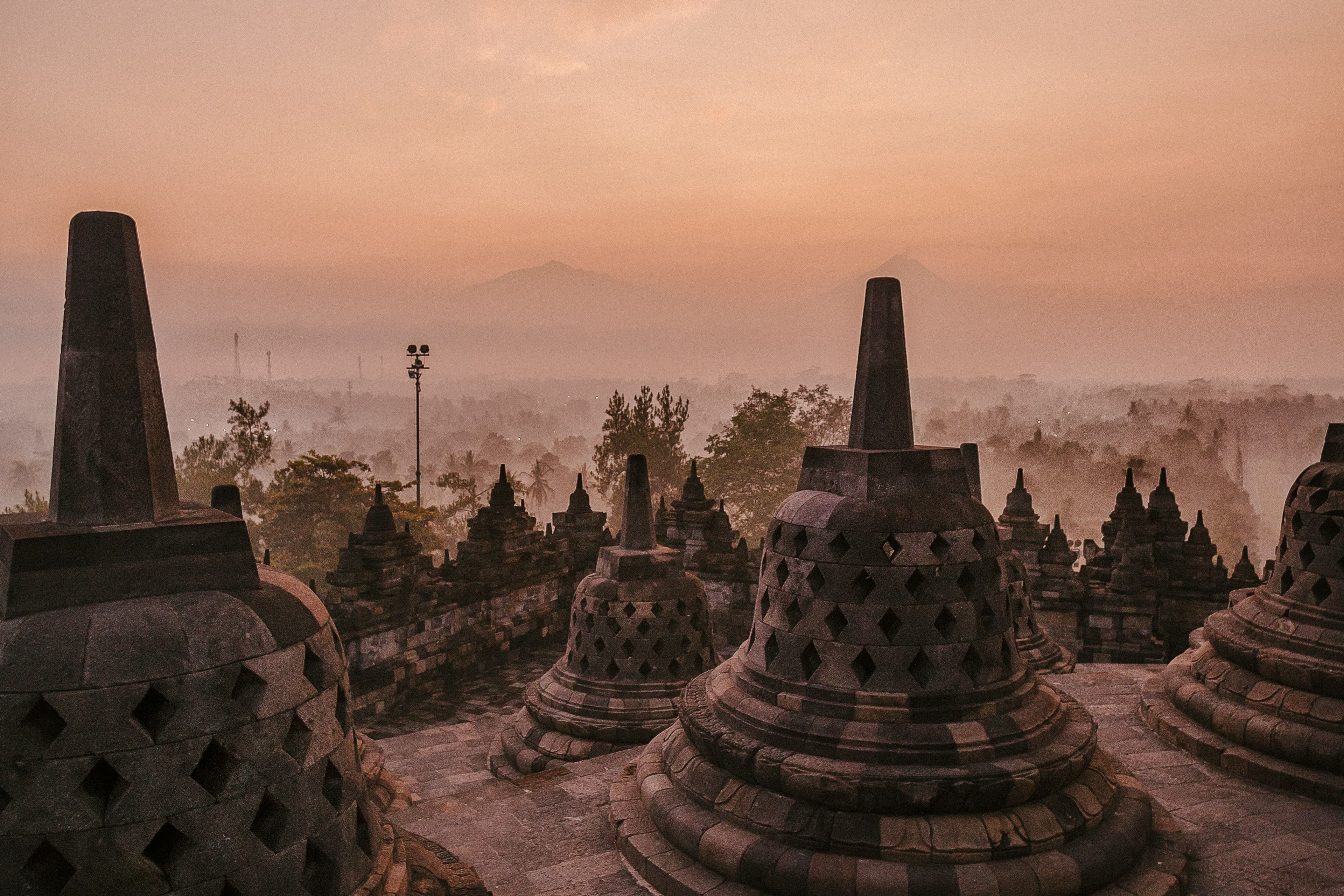 eSIM Borobudur