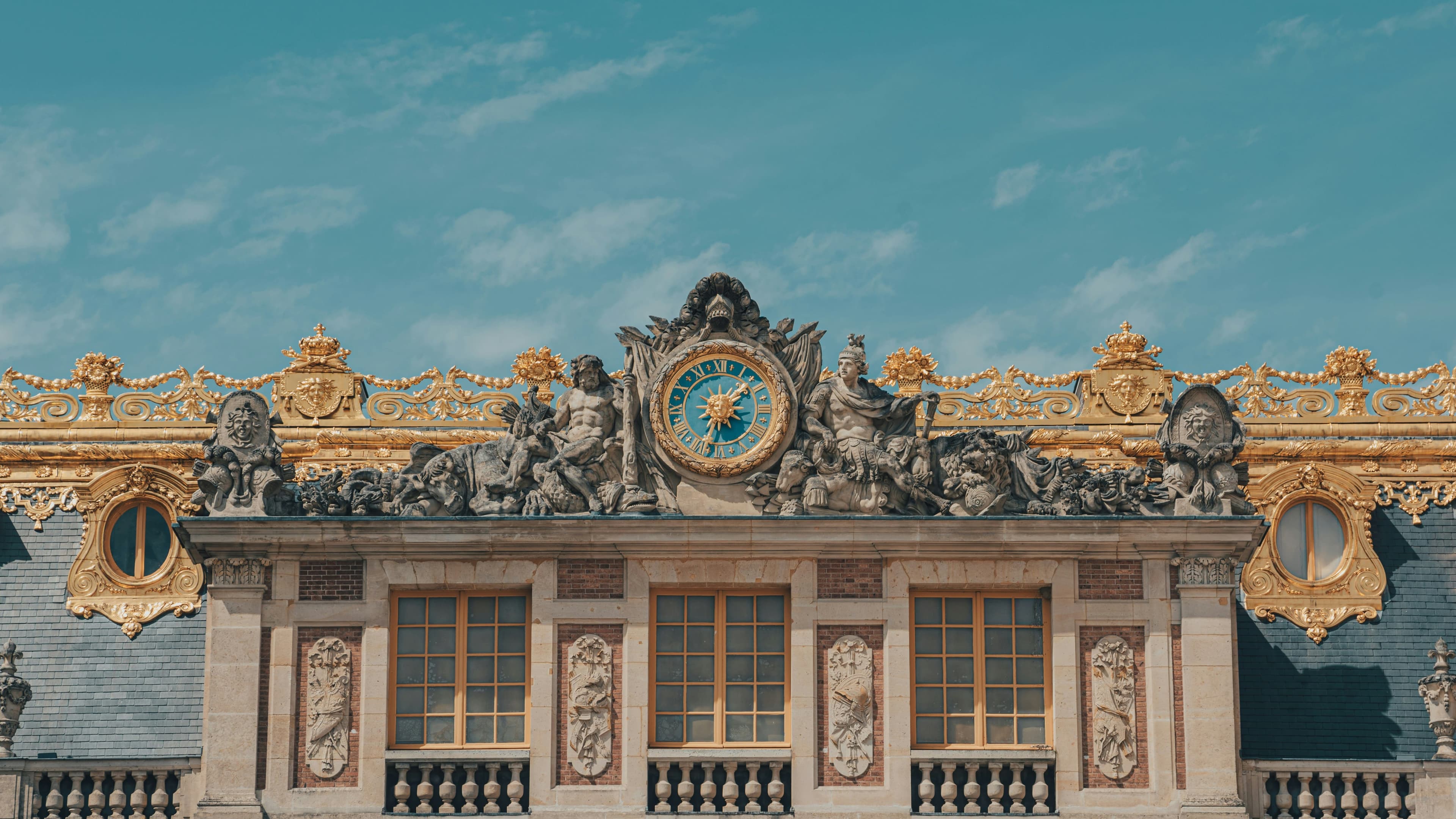 eSIM Versailles