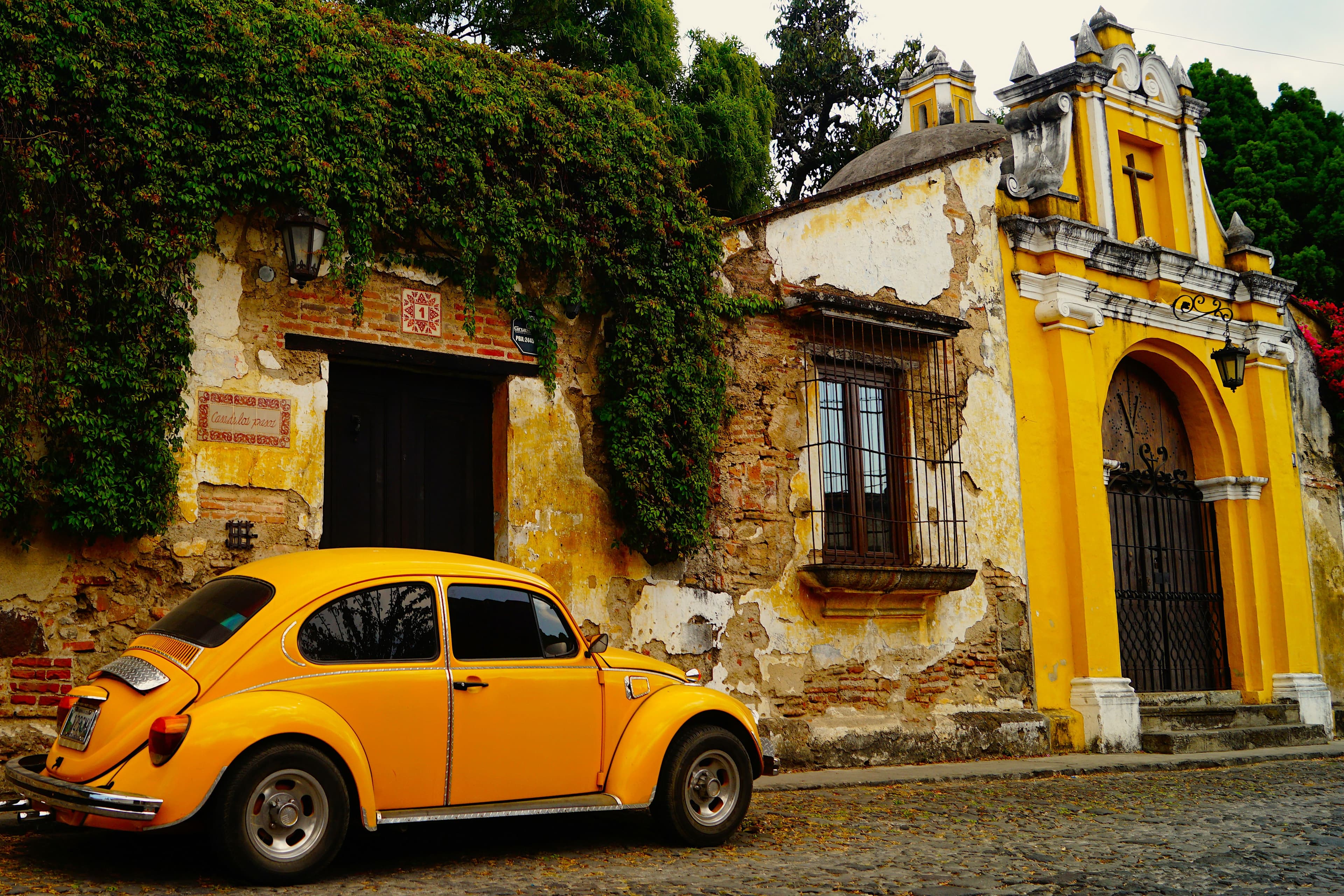 eSIM Antigua Guatemala