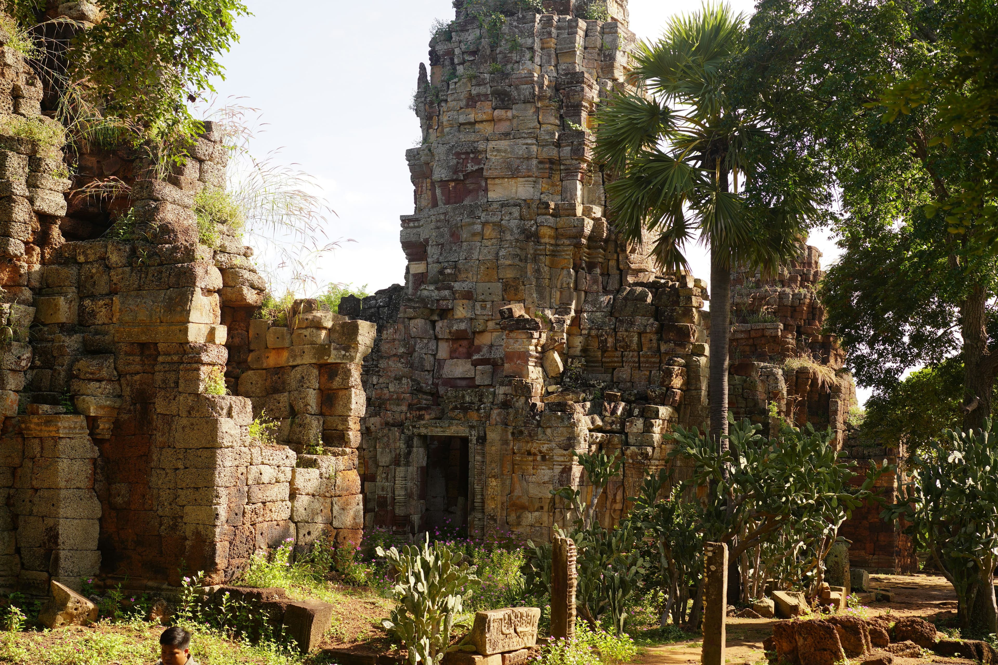eSIM Battambang